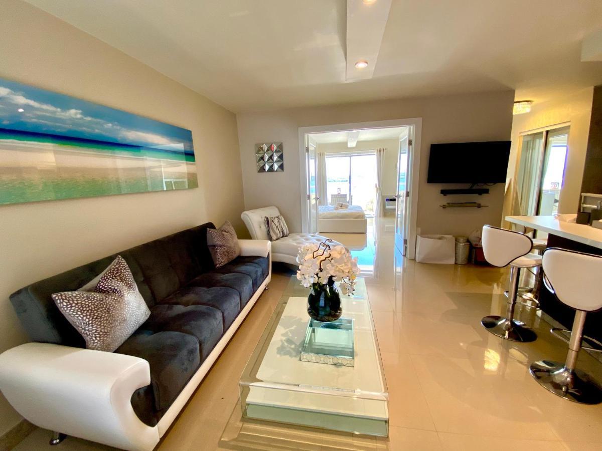 Premium Modern Waterfront Apartment With Miami Skyline View On The Bay 5 Mins Drive To Miami Beach With Free Parking ภายนอก รูปภาพ