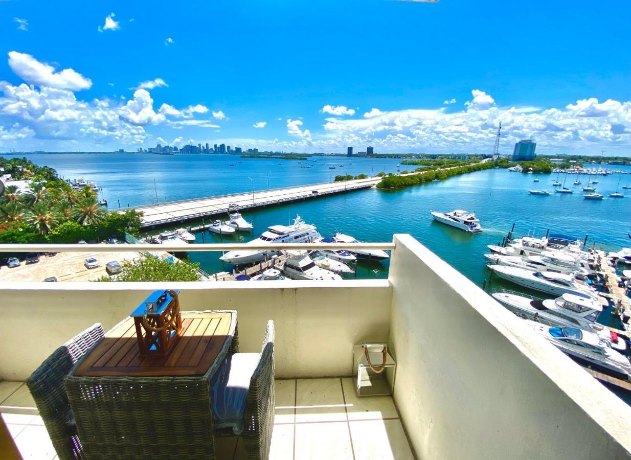 Premium Modern Waterfront Apartment With Miami Skyline View On The Bay 5 Mins Drive To Miami Beach With Free Parking ภายนอก รูปภาพ